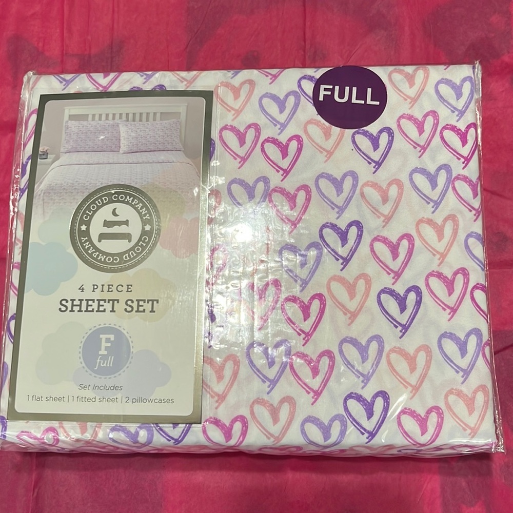 - Cloud Company 4 Piece FULL Sheet Set